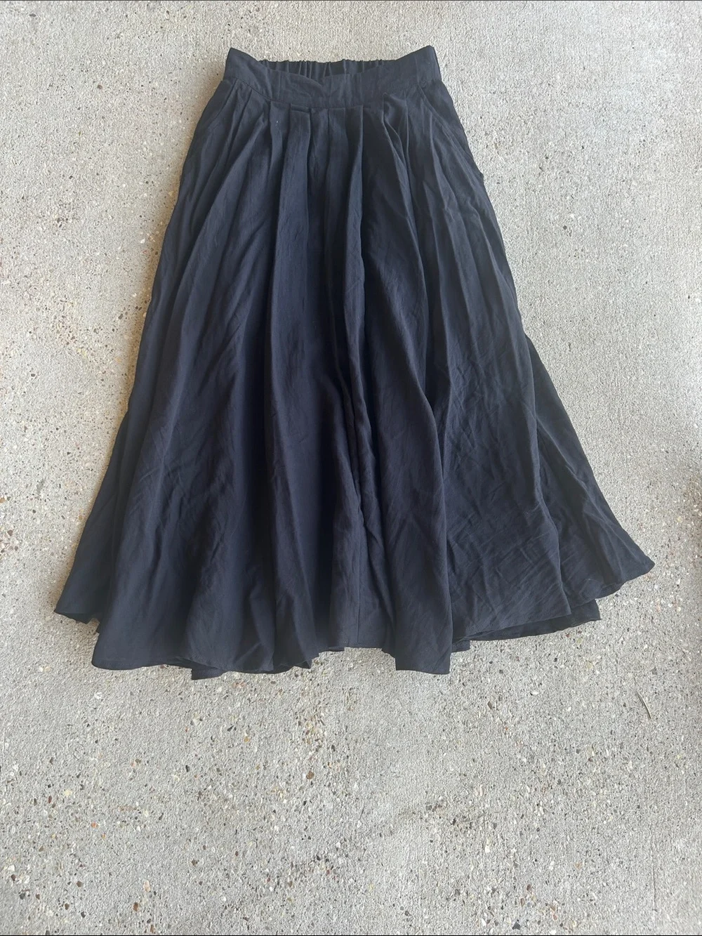 MABLE  Black Flowing Midi Skirt - Picture 7 of 13